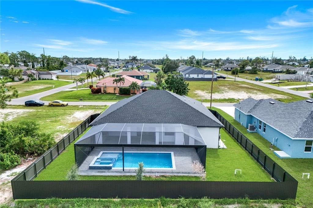2122 25th Pl, Cape Coral, FL 33993-32