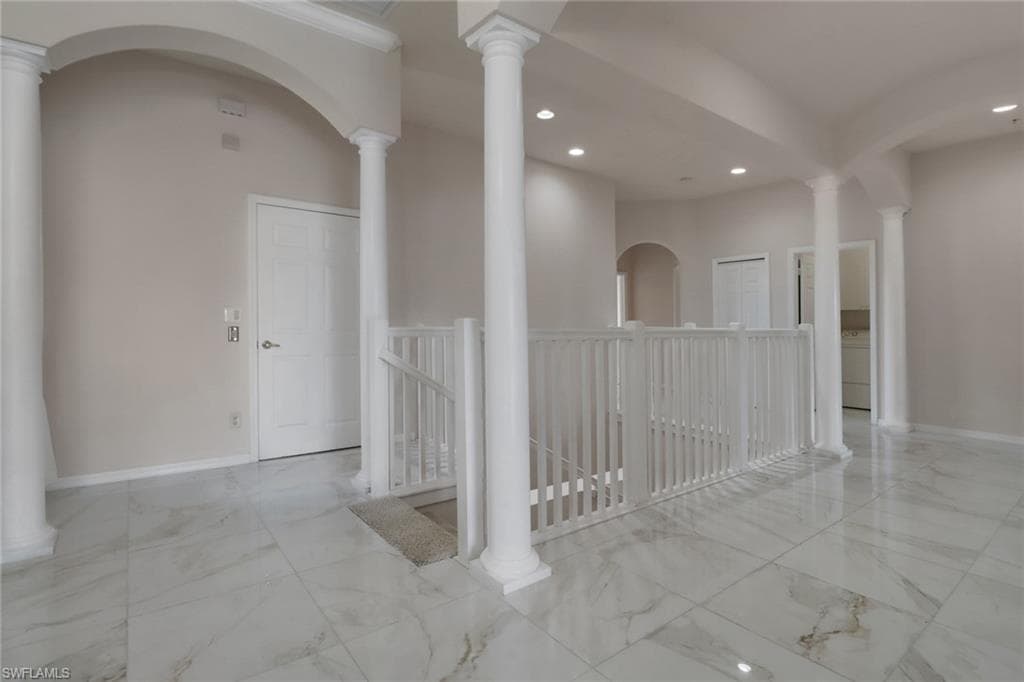 3520 Lansing Loop 203, Estero, FL 33928-3