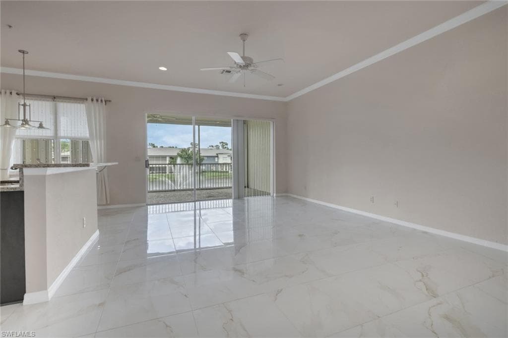 3520 Lansing Loop 203, Estero, FL 33928-4