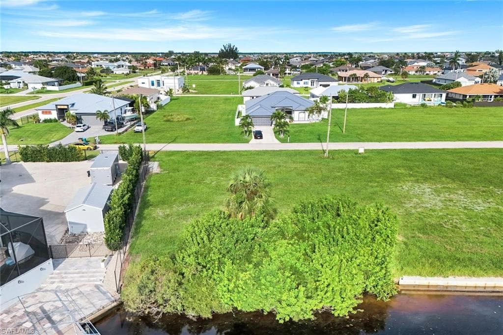 1207 35th Ave, Cape Coral, FL 33993-11