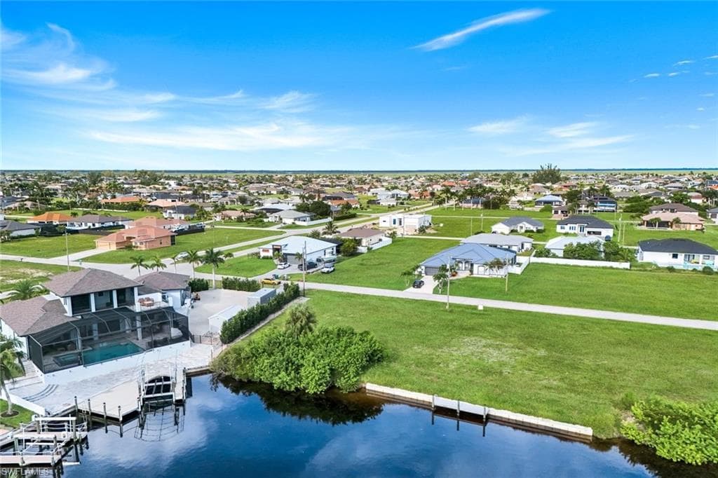 1207 35th Ave, Cape Coral, FL 33993-1