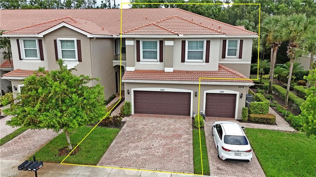 6502 Monterey Pt 204, Naples, FL 34105-32