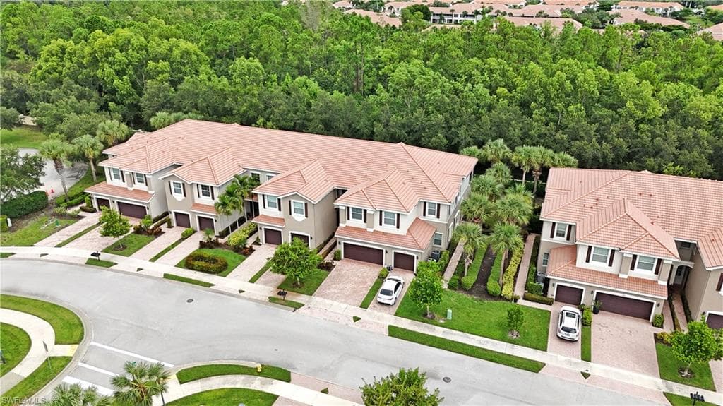 6502 Monterey Pt 204, Naples, FL 34105-33