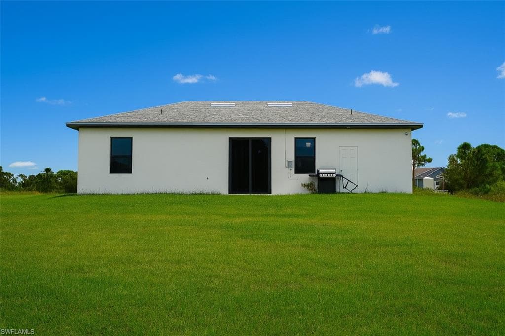 432 Raymer St, Lehigh Acres, FL 33974-7