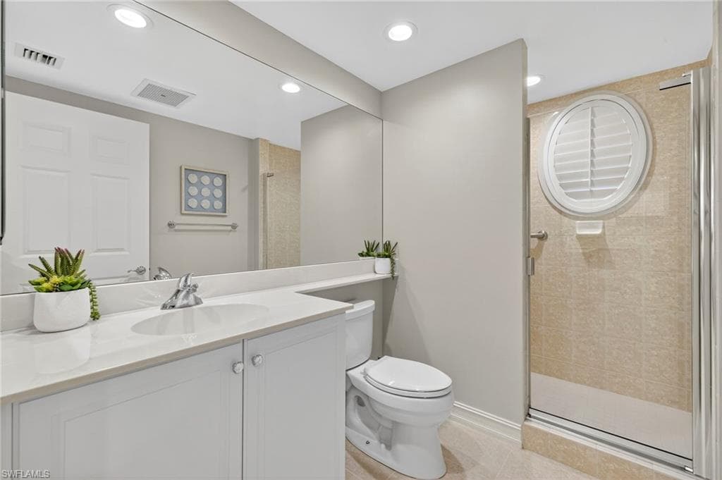 2748 Tiburon Blvd E 106c, Naples, FL 34109-18