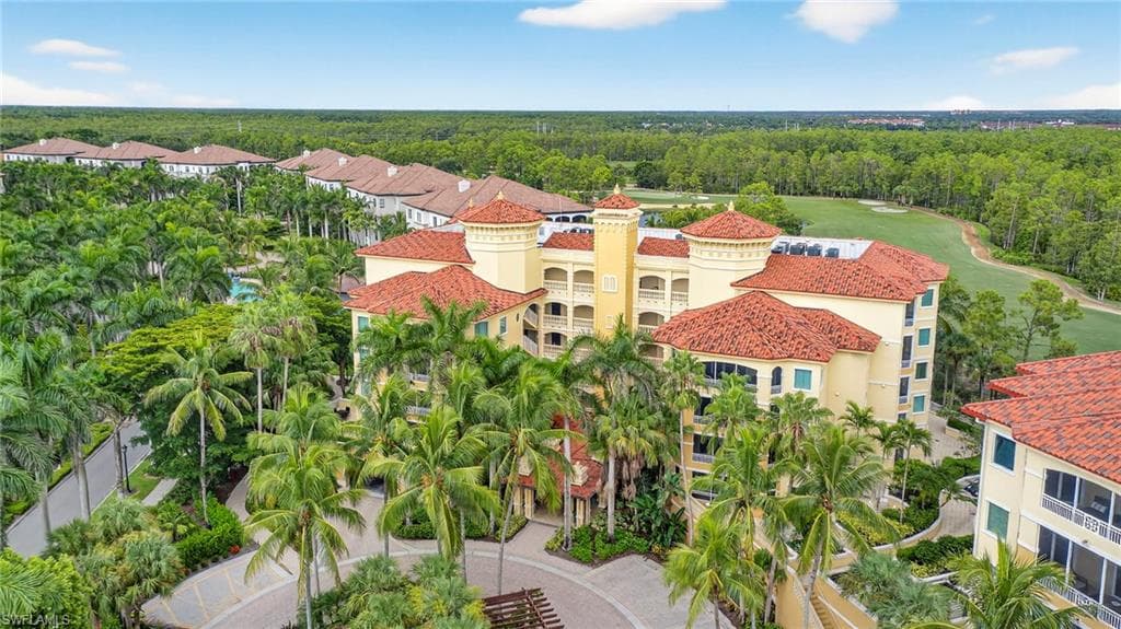 2748 Tiburon Blvd E 106c, Naples, FL 34109-27