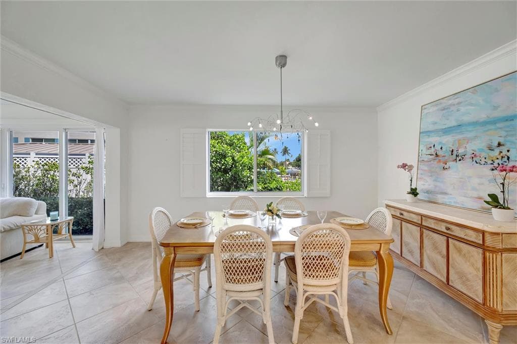 1930 Gulf Shore Blvd N D101, Naples, FL 34102-5