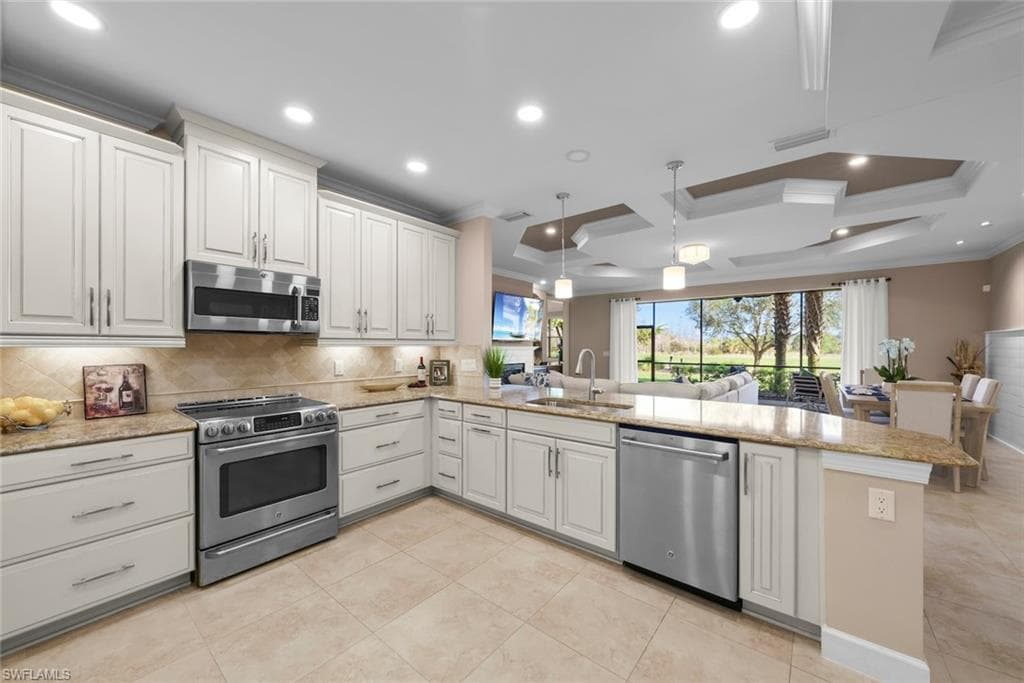 8773 Bellano Ct 102, Naples, FL 34119-8