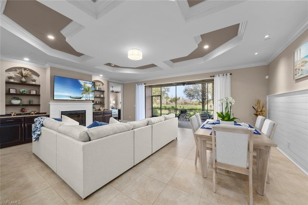 8773 Bellano Ct 102, Naples, FL 34119-5