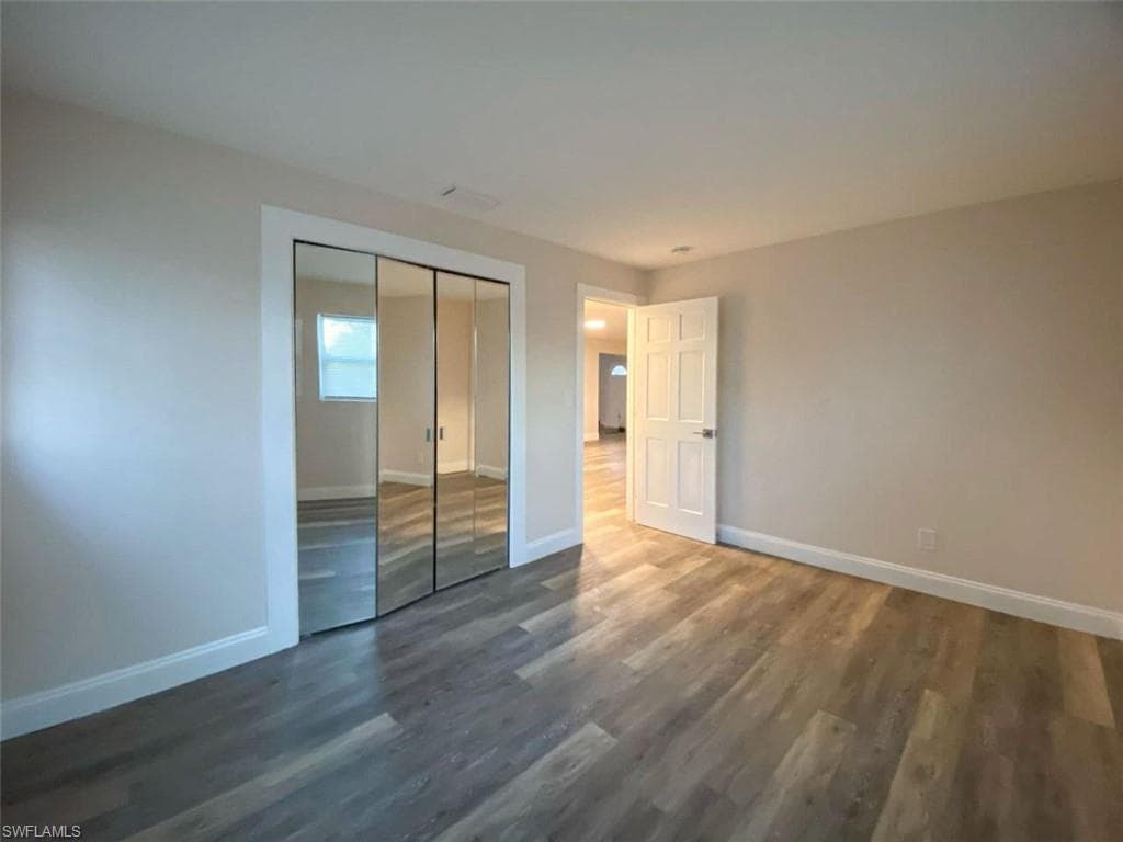 550 14th St N, Naples, FL 34102-13