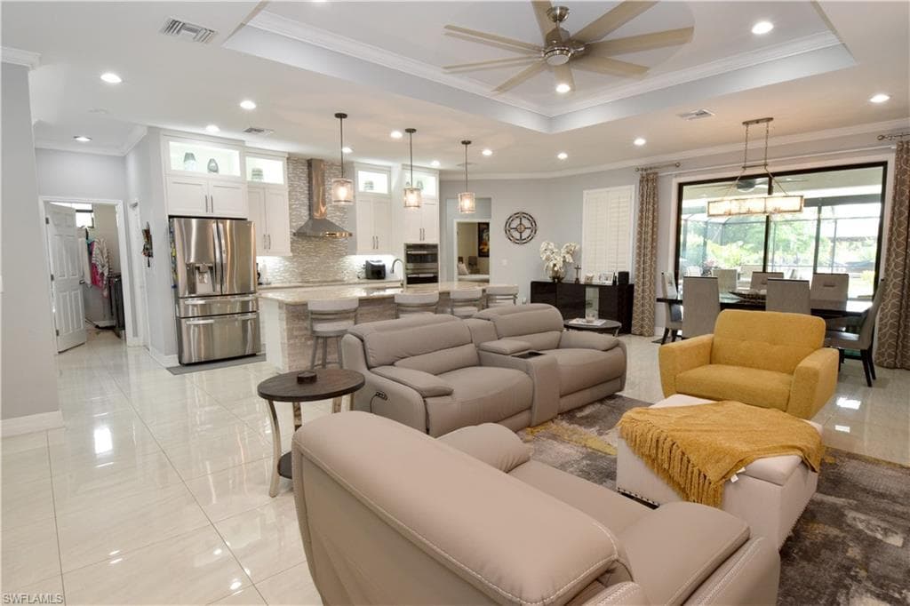 3390 27th Ave NE, Naples, FL 34120-10