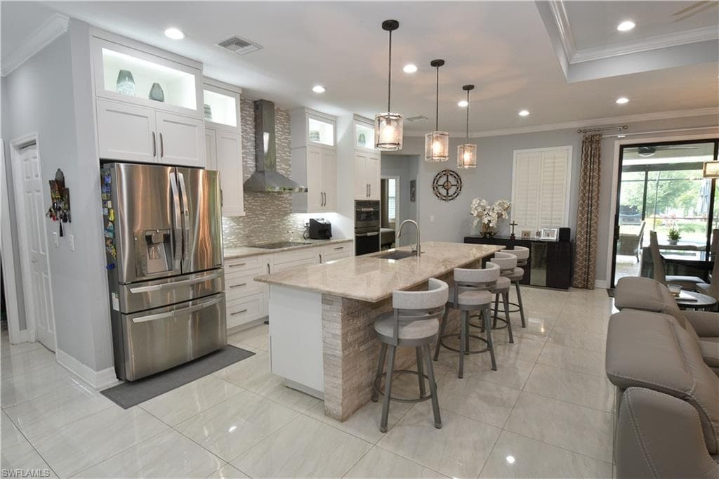 3390 27th Ave NE, Naples, FL 34120-15