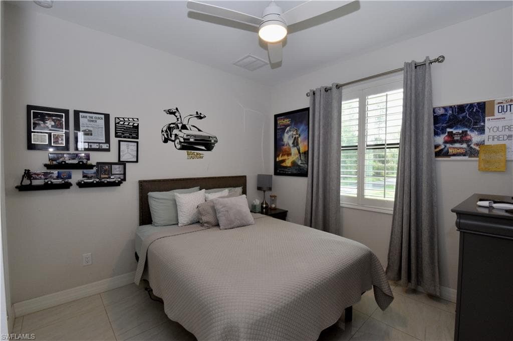 3390 27th Ave NE, Naples, FL 34120-21