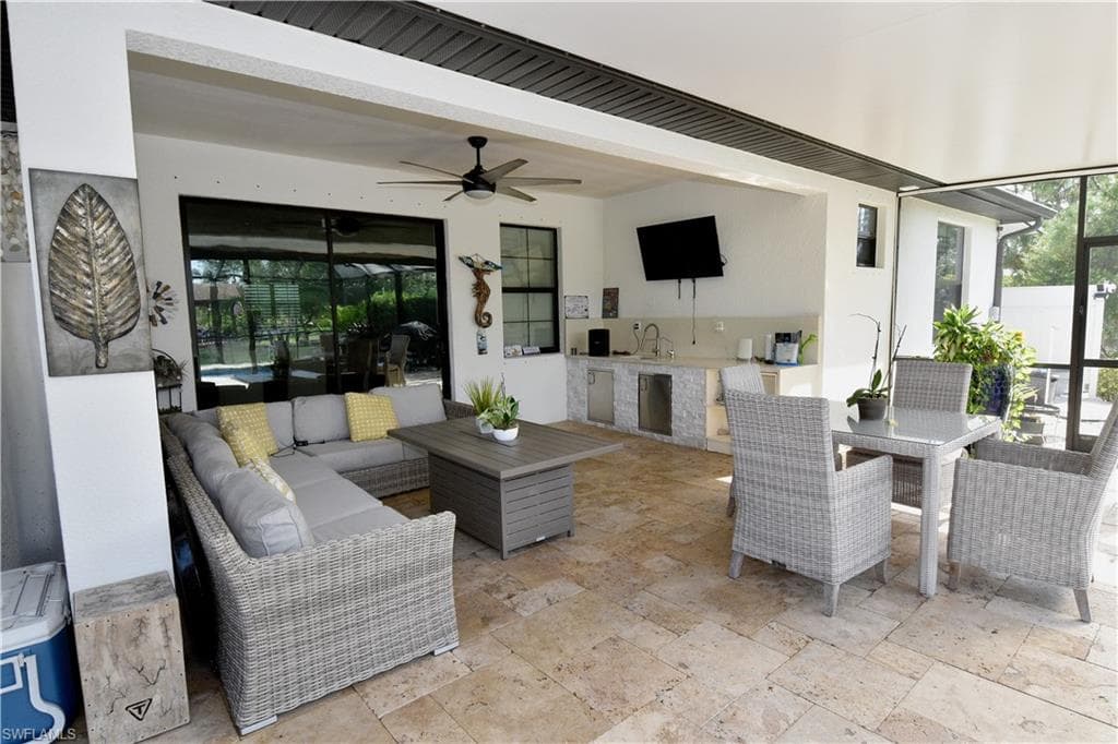 3390 27th Ave NE, Naples, FL 34120-24