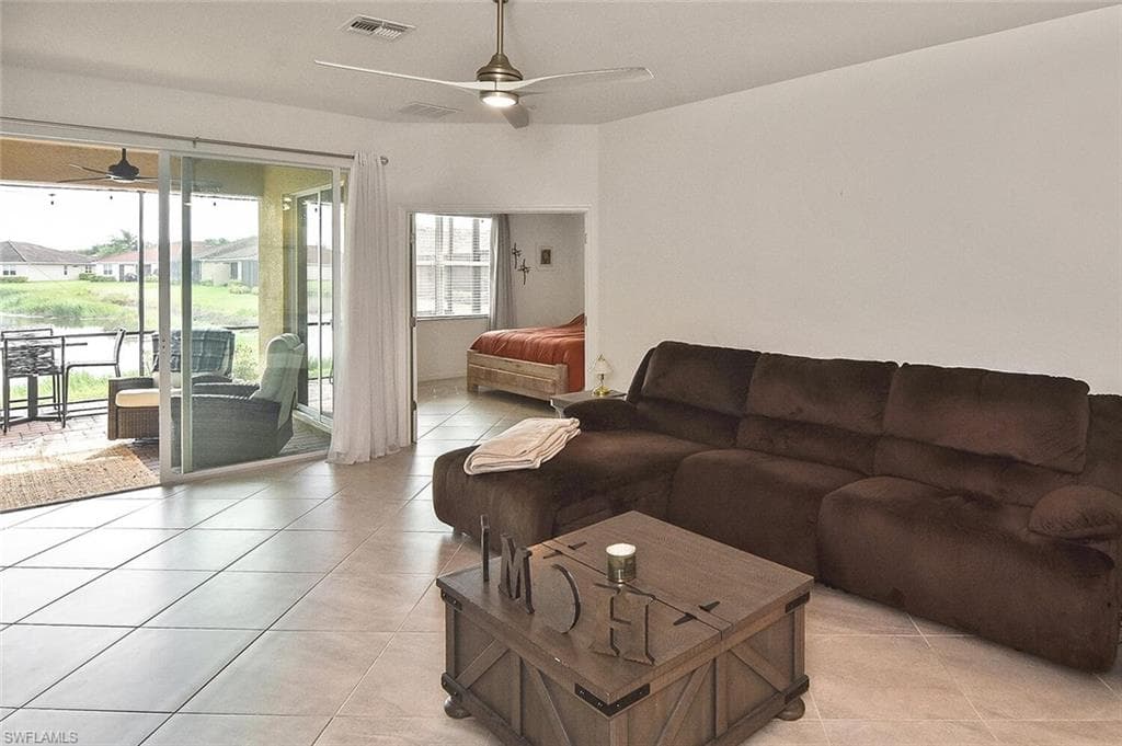 1661 Alameda Dr, Naples, FL 34120-22