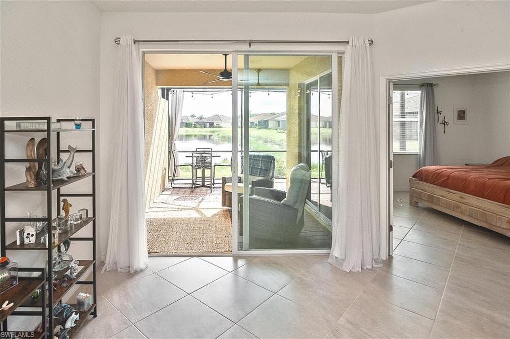 1661 Alameda Dr, Naples, FL 34120-31