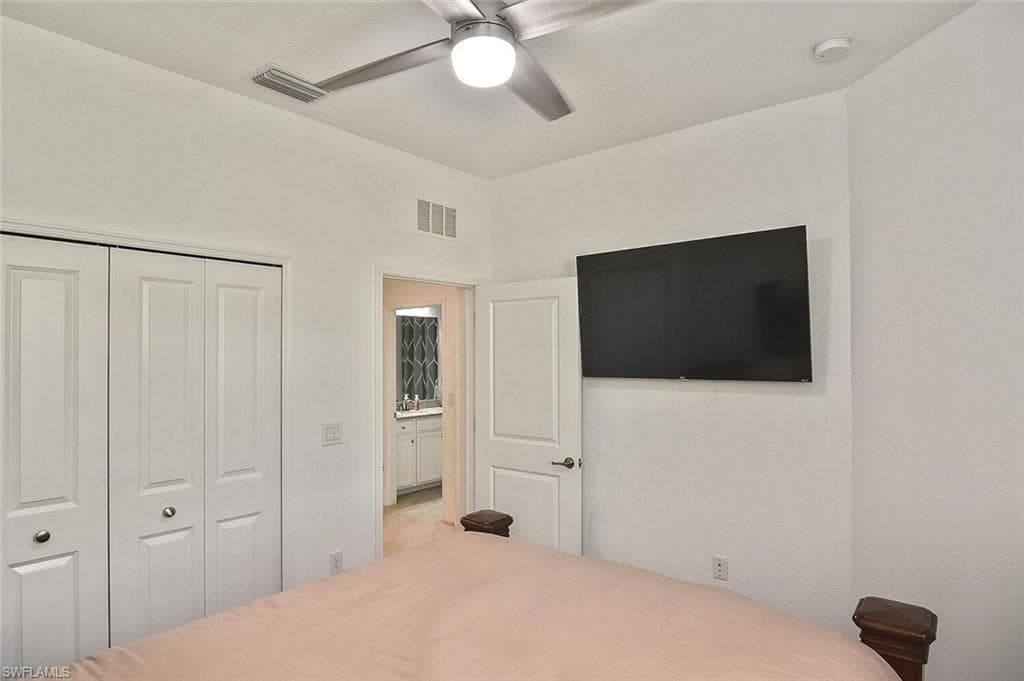 1661 Alameda Dr, Naples, FL 34120-46
