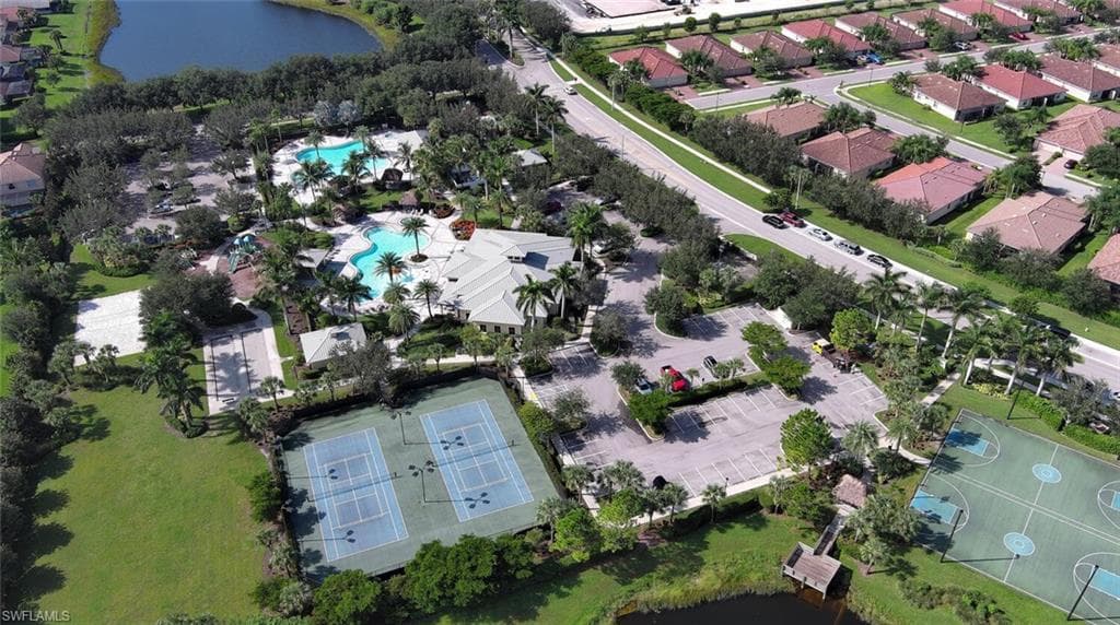 1661 Alameda Dr, Naples, FL 34120-4