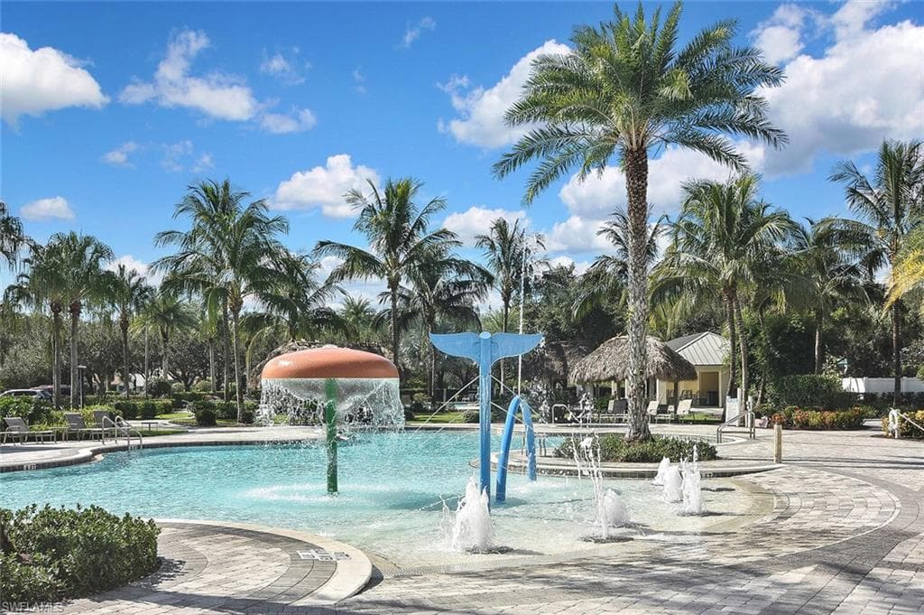 1661 Alameda Dr, Naples, FL 34120-50