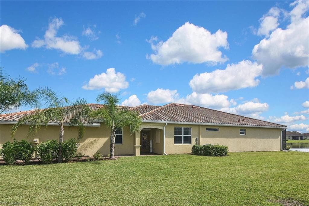 1661 Alameda Dr, Naples, FL 34120-6