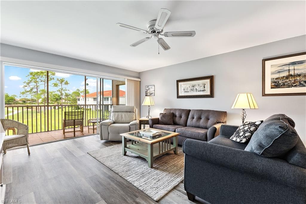 1001 Eastham Way C-206, Naples, FL 34104-5