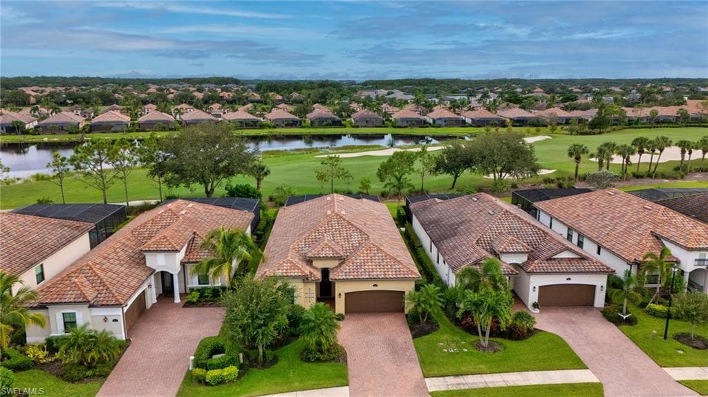 12740 Kinross Ln, Naples, FL 34120-25