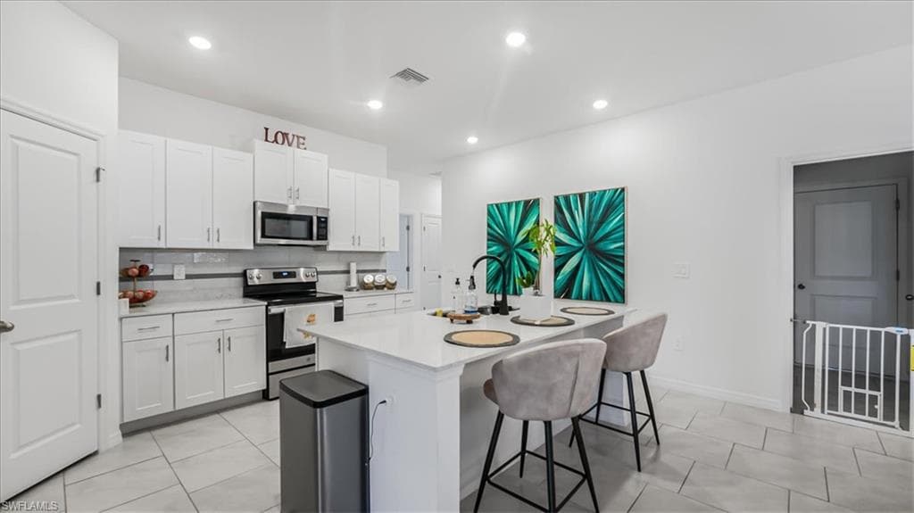 12252 Amber Waves Rd, Lehigh Acres, FL 33974-10