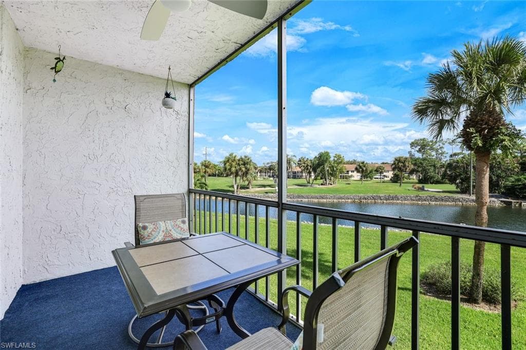 200 Forest Lakes Blvd 204, Naples, FL 34105-22