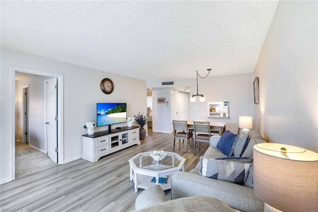 200 Forest Lakes Blvd 204, Naples, FL 34105-6