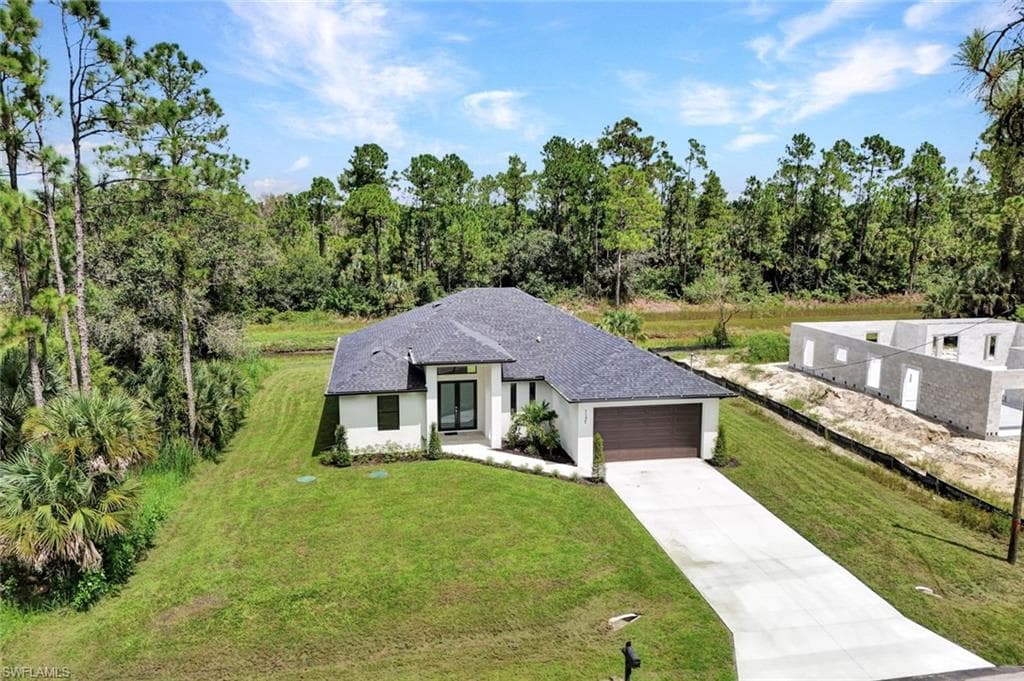 1137 Rahway St E, Lehigh Acres, FL 33974-23