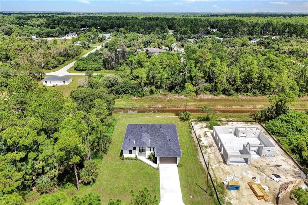 1137 Rahway St E, Lehigh Acres, FL 33974-28