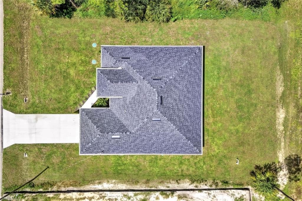 1137 Rahway St E, Lehigh Acres, FL 33974-29
