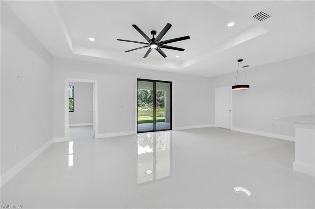 1137 Rahway St E, Lehigh Acres, FL 33974-5