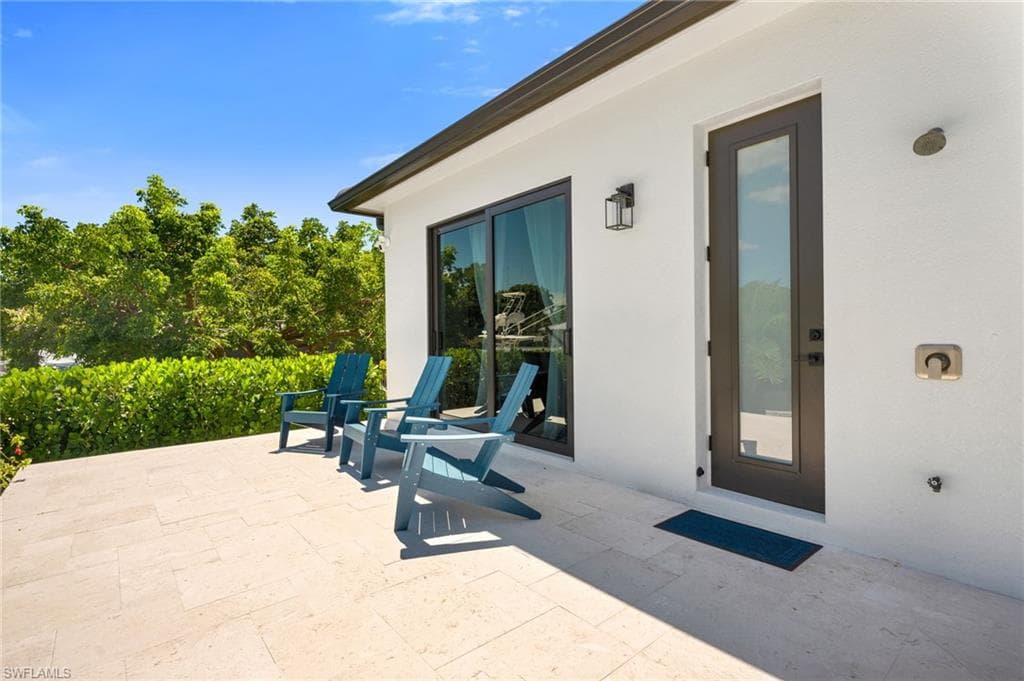 1083 Old Marco Ln, Marco Island, FL 34145-23