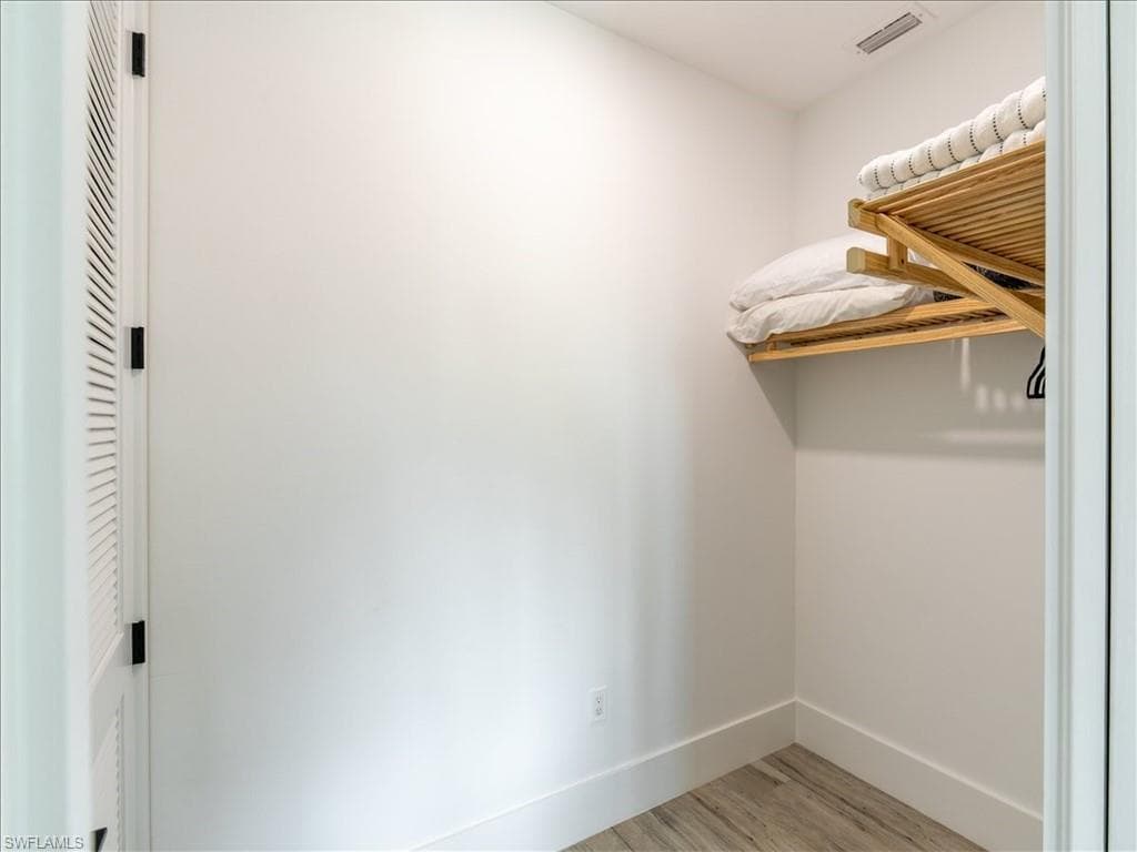 1083 Old Marco Ln, Marco Island, FL 34145-27