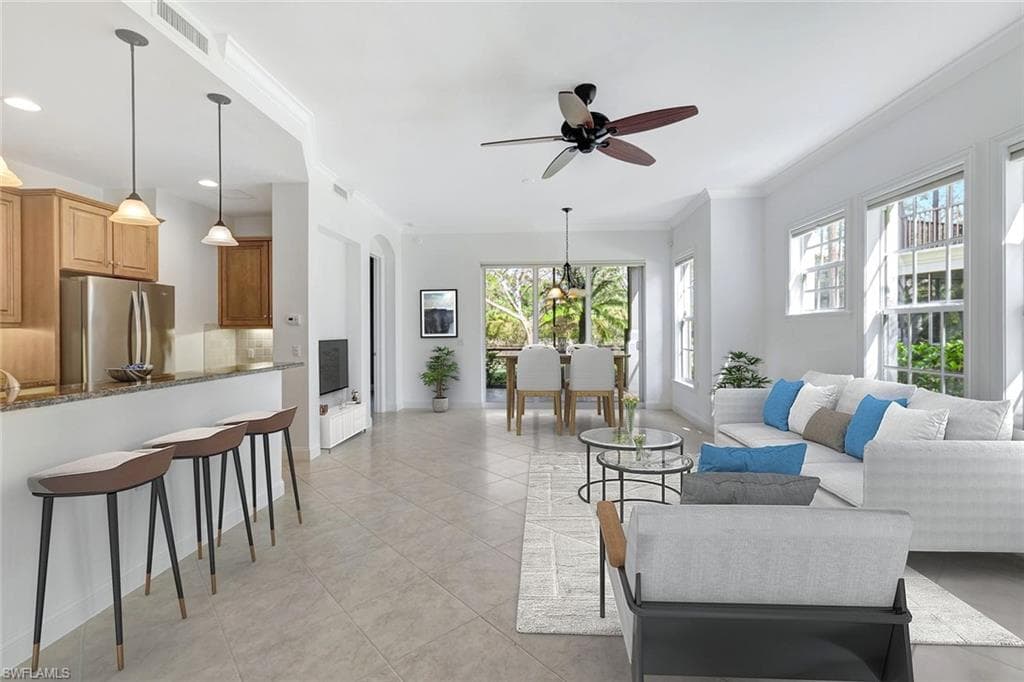 1330 Remington Way 11102, Naples, FL 34110-3