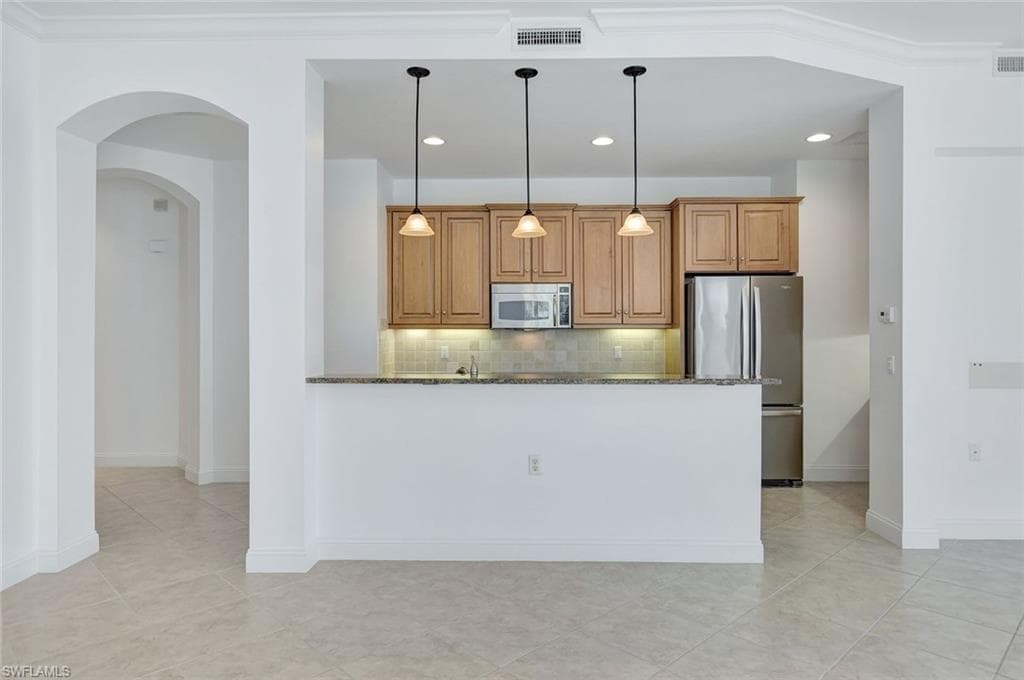 1330 Remington Way 11102, Naples, FL 34110-6