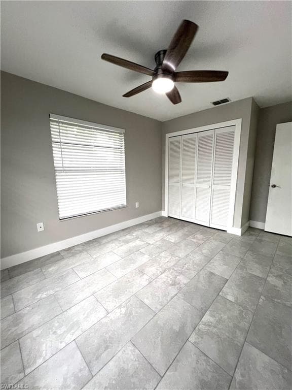 834 Gardenside Ct, Lehigh Acres, FL 33936-25