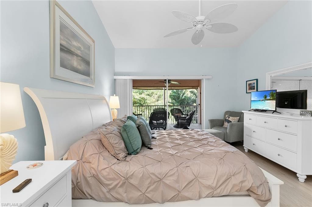2365 Bayou Ln 7010, Naples, FL 34112-22