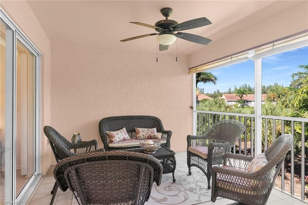 2365 Bayou Ln 7010, Naples, FL 34112-28