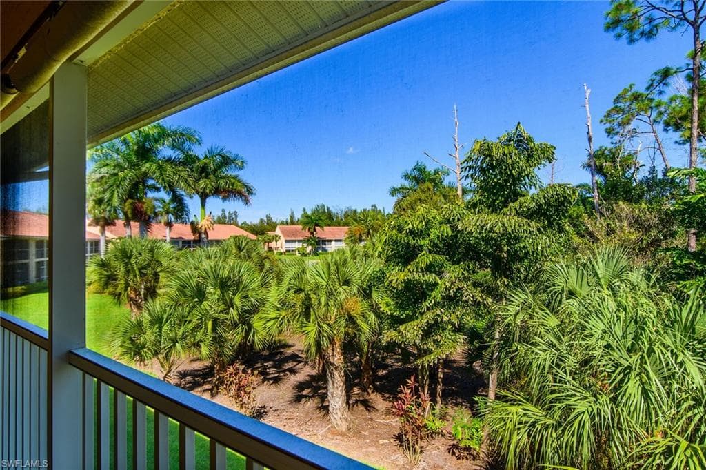 2365 Bayou Ln 7010, Naples, FL 34112-29