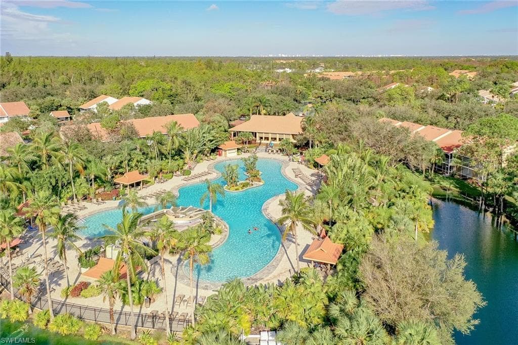 2365 Bayou Ln 7010, Naples, FL 34112-40