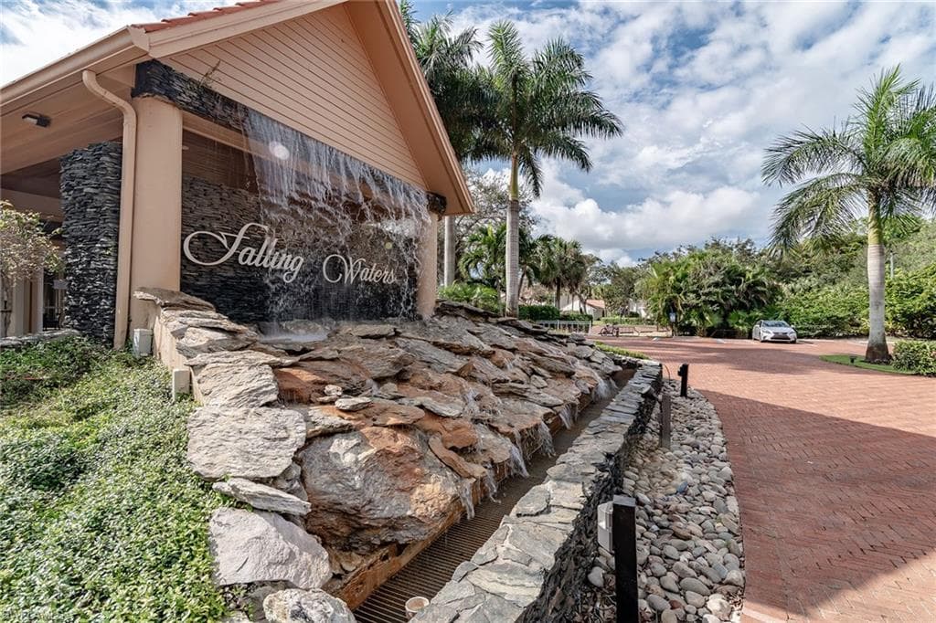 2365 Bayou Ln 7010, Naples, FL 34112-41