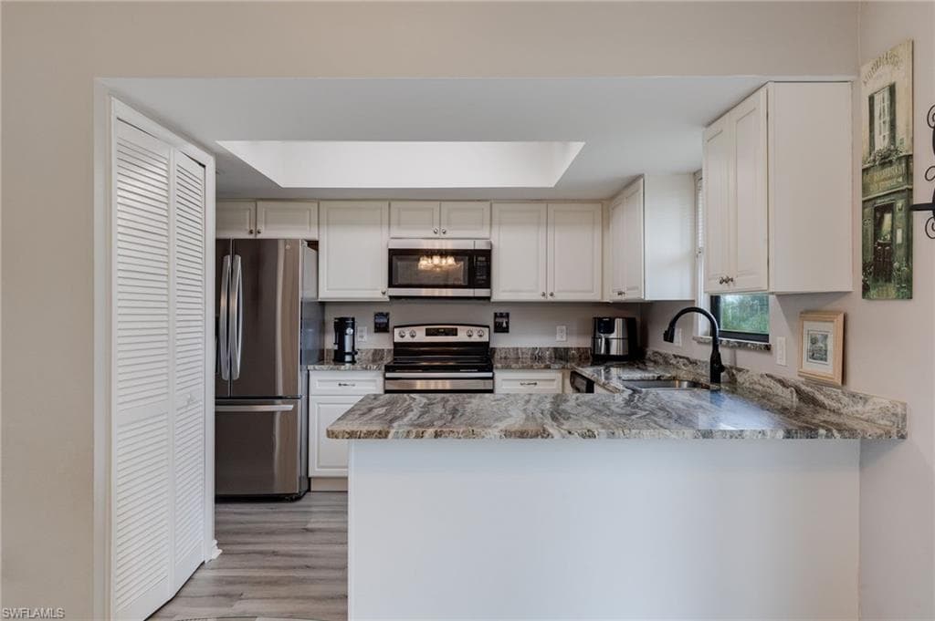 17208 Phlox Dr, Fort Myers, FL 33967-9