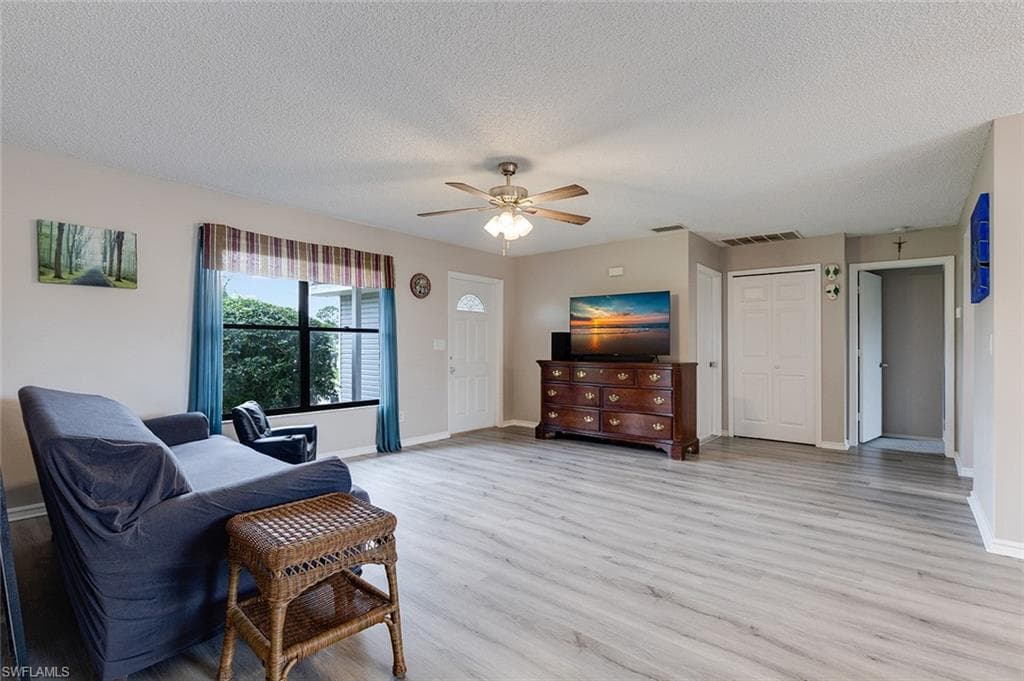 17208 Phlox Dr, Fort Myers, FL 33967-6