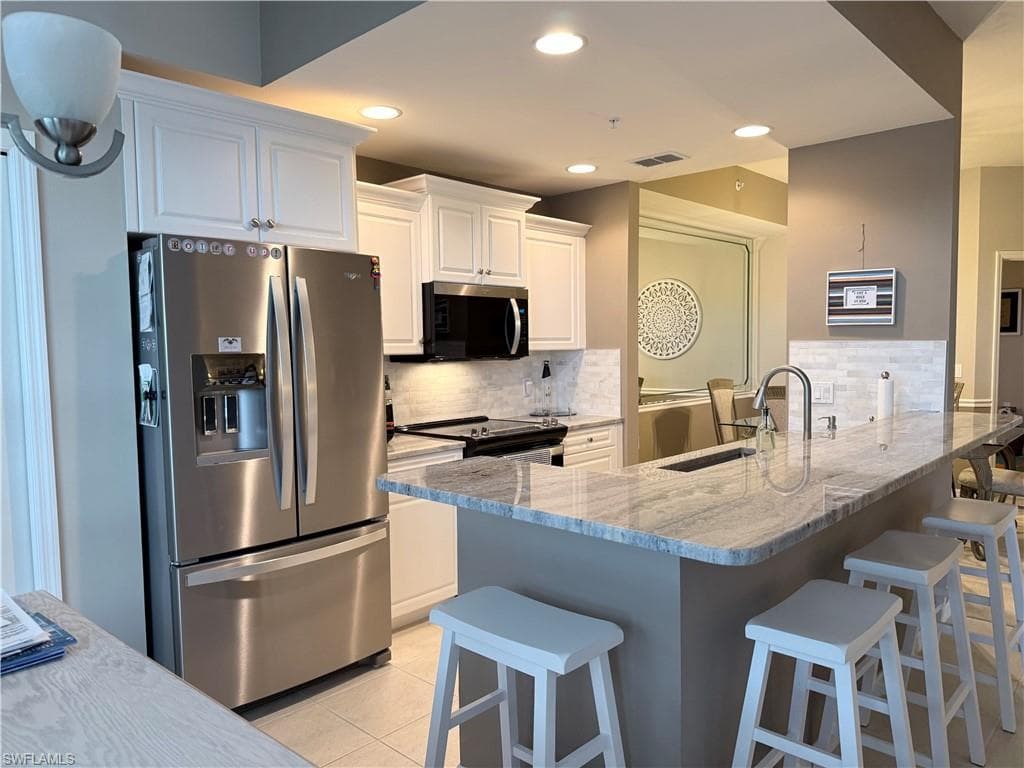 2820 Cypress Trace Cir 2014, Naples, FL 34119-9