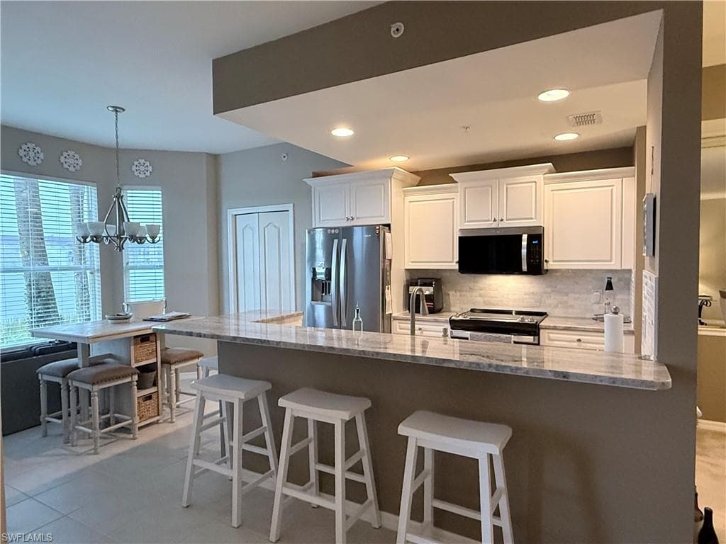 2820 Cypress Trace Cir 2014, Naples, FL 34119-8