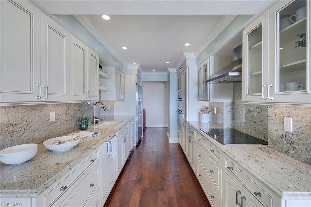 3401 Gulf Shore Blvd N 303, Naples, FL 34103-14