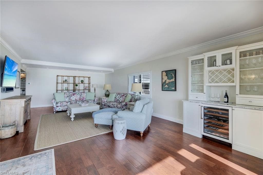 3401 Gulf Shore Blvd N 303, Naples, FL 34103-7