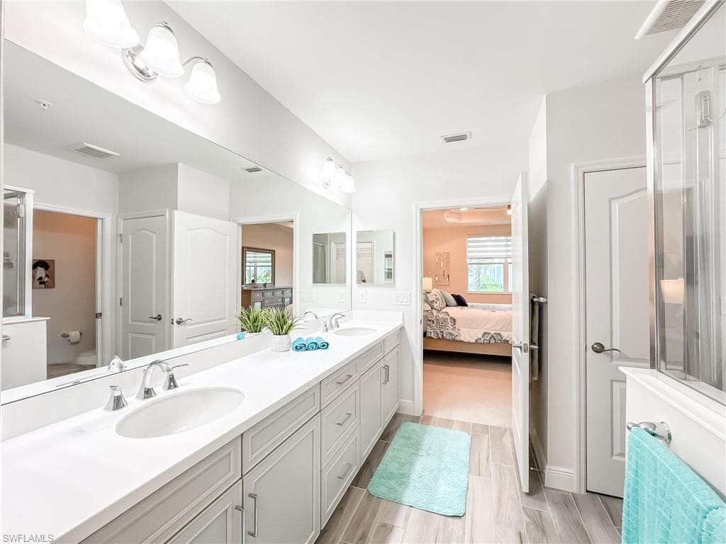 6940 Avalon Cir 503, Naples, FL 34112-16